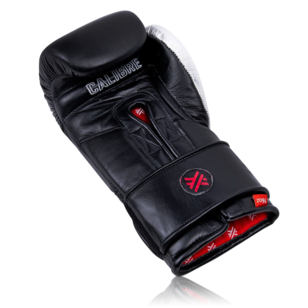 CALIBRE PRO BOXING GLOVES - STRAP - BLACK / CHROME